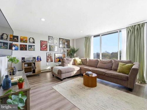 apt-906-3245 Rio Dr, FALLS CHURCH, VA, 22041-2124 | Card Image