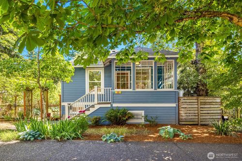 4819 S Lucile St, Seattle, WA, 98118-2426 | Card Image