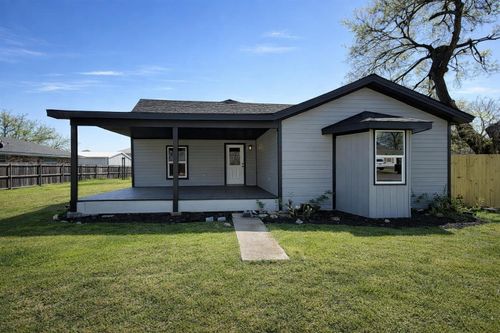 469 W Fulton St, Van Alstyne, TX, 75495-7099 | Card Image