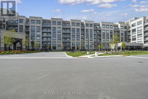 110-2075 King Rd, King City, ON, L7B0R6 | Card Image