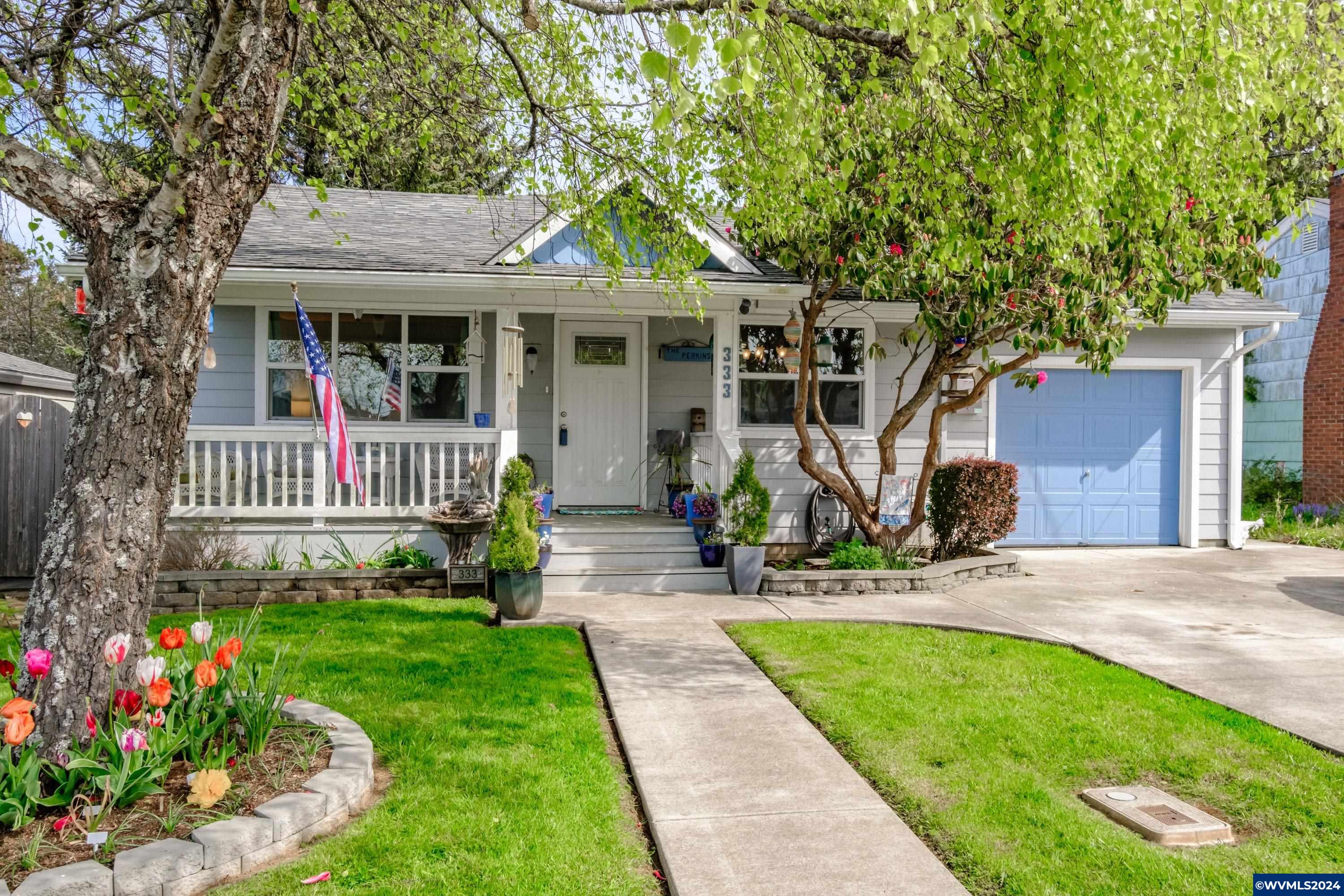 7th St, Newport, OR 97365