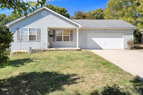 3 Meadow View Dr, Union, MO, 63084-1775 | Card Image