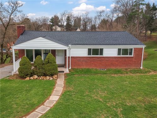 112 Indian Dr, Pittsburgh, PA, 15238-1221 | Card Image