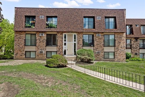 102-170 S Waters Edge Dr, Glendale Heights, IL, 60139-1651 | Card Image