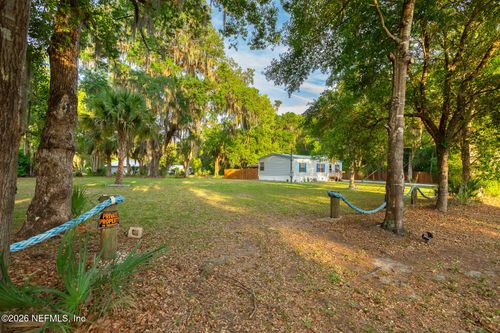 300 7th Ave, Welaka, FL, 32193 | Card Image