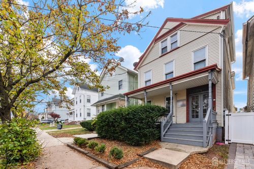 270 Suydam St, New Brunswick, NJ, 08901-2474 | Card Image