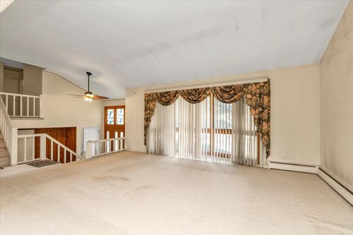 541 Woodbury Rd, Plainview, NY, 11803-1008 | Card Image