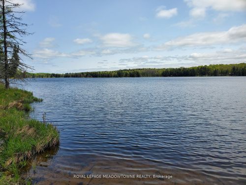 PT4, 5, 6 Cadden Lake N/A, Parry Sound Remote Area, ON, P0H1A0 | Card Image