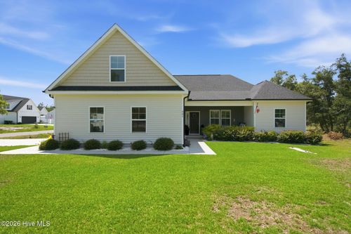 901 Nicklaus Rd, Boiling Spring Lakes, NC, 28461-9334 | Card Image