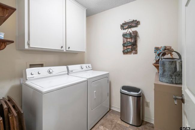 944 Clear Water Trl, House other with 3 bedrooms, 2 bathrooms and null parking in Holly Lake Ranch TX | Image 26