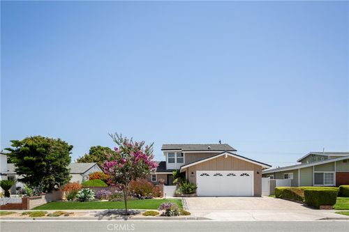 16350 Rosewood St, Fountain Valley, CA, 92708-1938 | Card Image