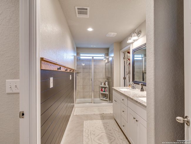 5726 Chestnut Xing, House other with 4 bedrooms, 3 bathrooms and null parking in San Antonio TX | Image 16