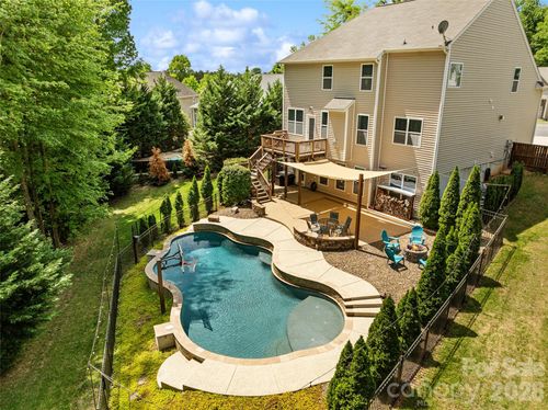 980 Autumn Glen Ct, Lake Wylie, SC, 29710-0107 | Card Image