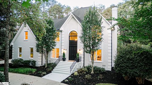 8 Sneed Dr, Taylors, SC, 29687-6656 | Card Image