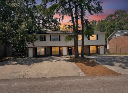 7653 Hunters Ridge Ln, North Charleston, SC, 29420-8589 | Card Image