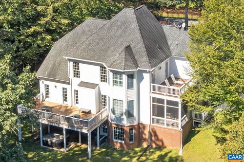 2370 Walnut Ridge Ln, CHARLOTTESVILLE, VA, 22911-2200 | Card Image