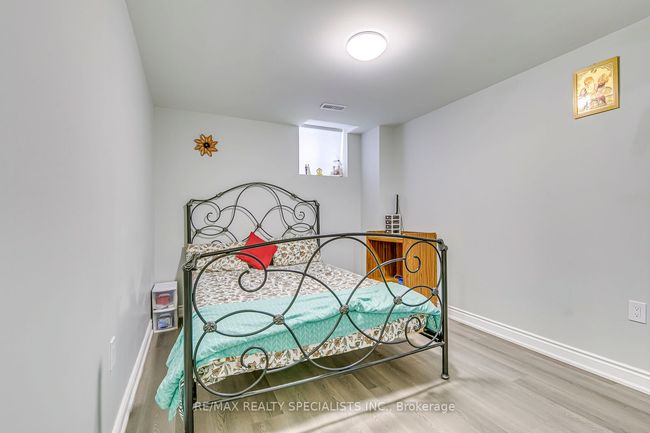 328 Valleyway Dr, House other with 8 bedrooms, 6 bathrooms and 4 parking in Brampton ON | Image 35