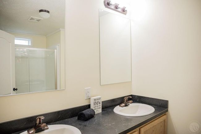 4767 Laila Dr, House other with 3 bedrooms, 2 bathrooms and null parking in Billings MT | Image 15
