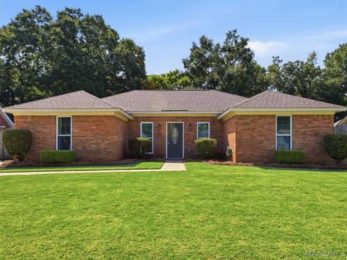 717 Silver Hills Dr, Prattville, AL, 36066-6133 | Card Image