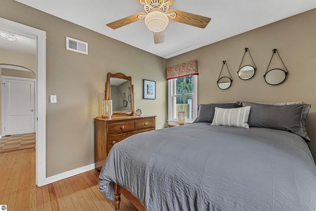509 Spruce St, House other with 3 bedrooms, 1 bathrooms and null parking in Elk Rapids MI | Image 18