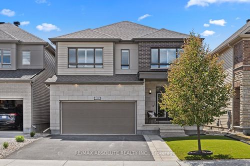 1008 Manege St, Stittsville, ON, K2S0Y7 | Card Image