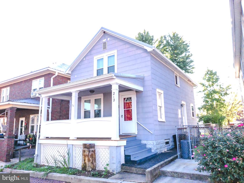 Wallace St, Cumberland, MD 21502