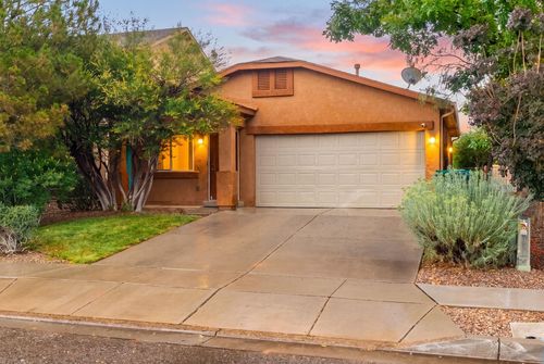 3808 Lonesome Ridge St, Rio Rancho, NM, 87144-3723 | Card Image