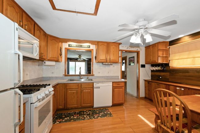 4631 W. W 88 Street, Home with 2 bedrooms, 2 bathrooms and 1 parking in Hometown IL | Image 9