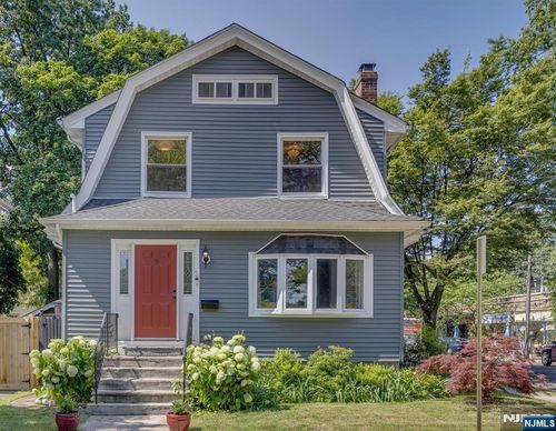 20 Brighton Ave, Bloomfield, NJ, 07003-2203 | Card Image