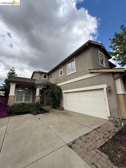 981 Finn Way, Brentwood, CA, 94513-8324 | Card Image