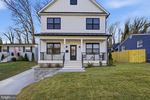 2106 S Kenmore St, ARLINGTON, VA, 22204-5323 | Card Image