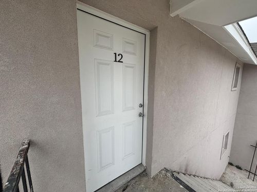 1303 Philadelphia St, Laredo, TX, 78041-4226 | Card Image