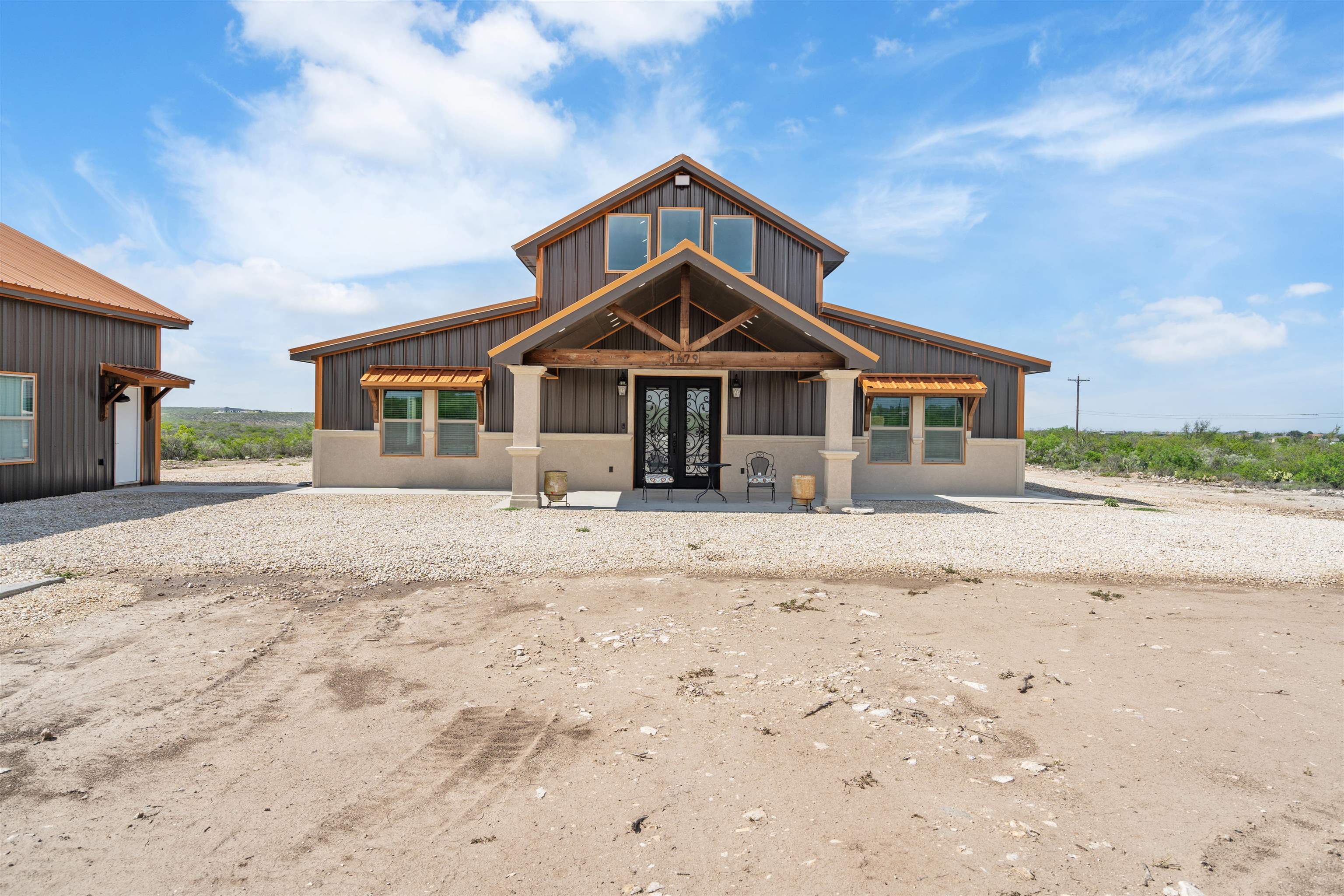 Residential in Del Rio 4