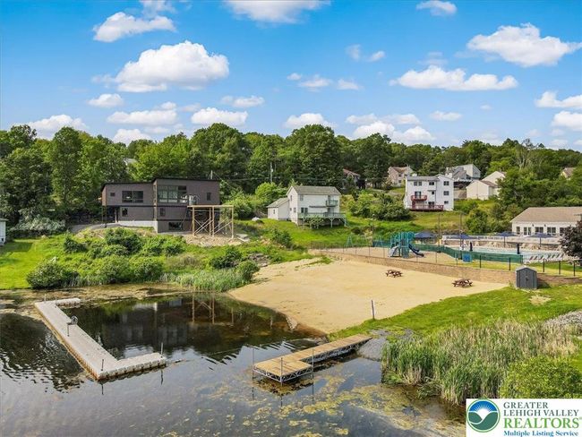 5015 Woodbridge Dr E, House other with 3 bedrooms, 2 bathrooms and null parking in Bushkill PA | Image 23