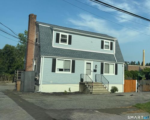 71 Alvord Ln, Stamford, CT, 06902-4511 | Card Image