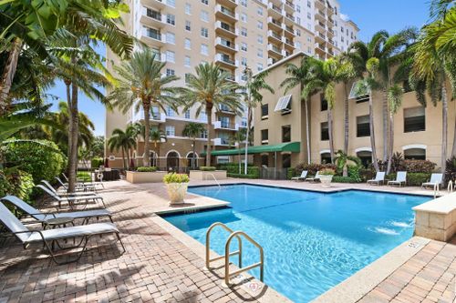 209-616 Clearwater Park Road, West Palm Beach, FL, 33401 | Card Image