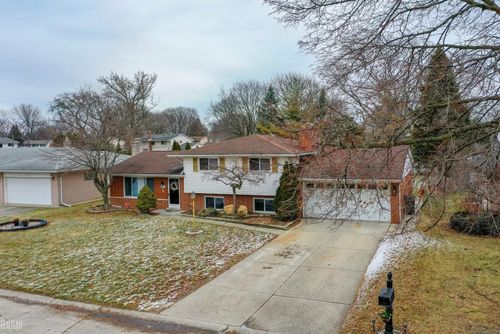 37578 Ladue Street, Clinton Charter Township, MI, 48036 | Card Image