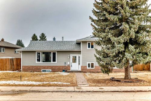 315 Barrett Dr, Red Deer, AB, T4R1J1 | Card Image