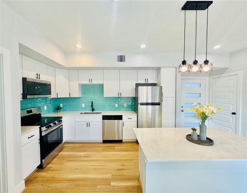 5420 Elysian St, Houston, TX, 77009-2313 | Card Image