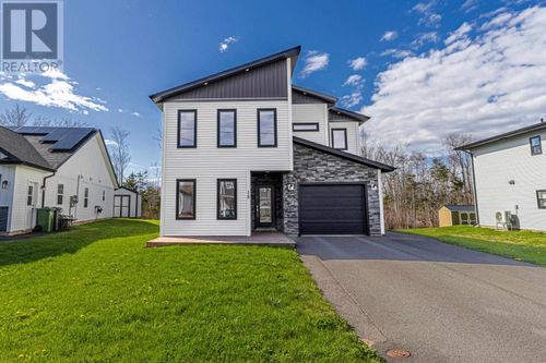 15 Balderston Crt, Stratford, PE, C1B4H1 | Card Image