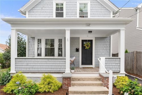 162 Juniper St, East Providence, RI, 02914-5247 | Card Image