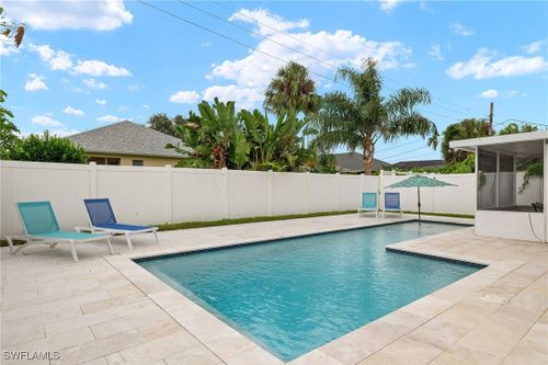 629 95th Avenue N, Naples, FL, 34108 | Card Image