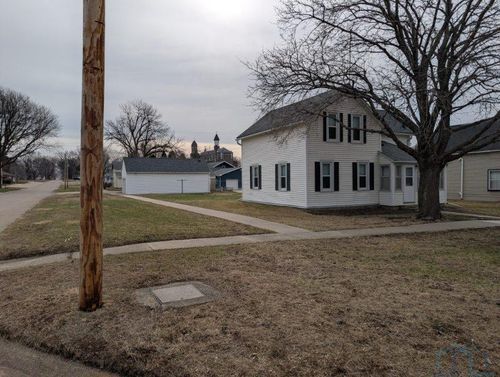 109 N Locust St, Marcus, IA, 51035-7194 | Card Image