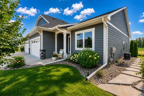 503 Autumn Ave Se, New Prague, MN, 56071-3805 | Card Image