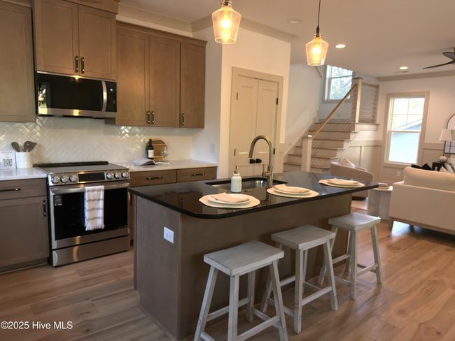 108 Se 75 Th St, House other with 5 bedrooms, 6 bathrooms and 2 parking in Oak Island NC | Image 6