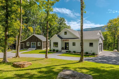 3542 North Rd, Sunderland, VT, 05250-9512 | Card Image