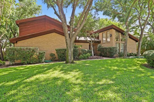 28 Timbergreen Cir, Denton, TX, 76205-8577 | Card Image