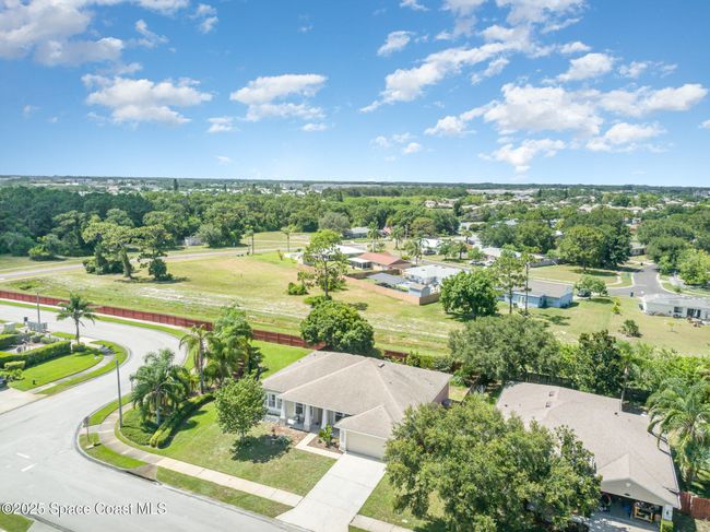 1166 Morgan Cir Ne, House other with 3 bedrooms, 2 bathrooms and null parking in Palm Bay FL | Image 31