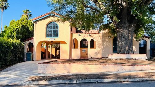 1207 S Chavez St, Burbank, CA, 91506-3315 | Card Image