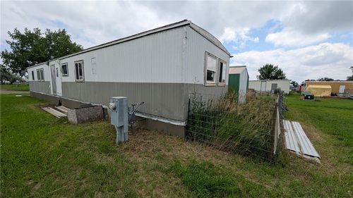 272-33 Highway 16, Glendive, MT, 59330-3611 | Card Image